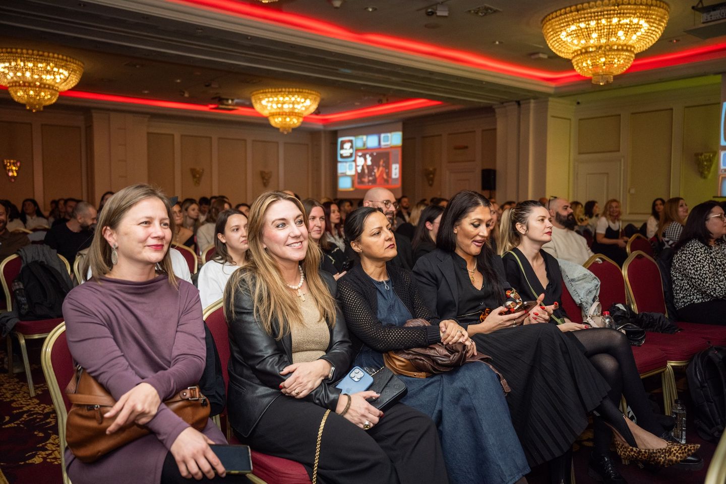 https://yuppicamp.ro/Yuppi Camp nominalizată în competiția Webstock Awards
