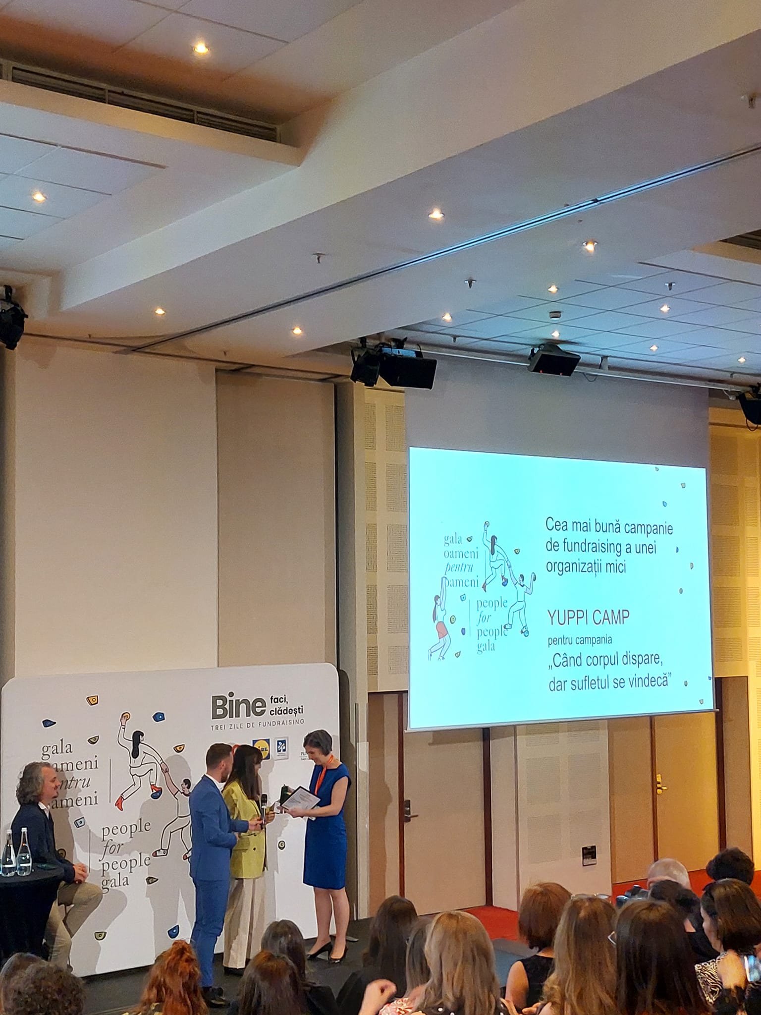2022 – Premiul Cea mai bună campanie de fundraising a unei organizații mici - Gala Oameni Pentru Oameni